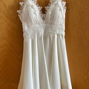 Elegant White Lace Chemise